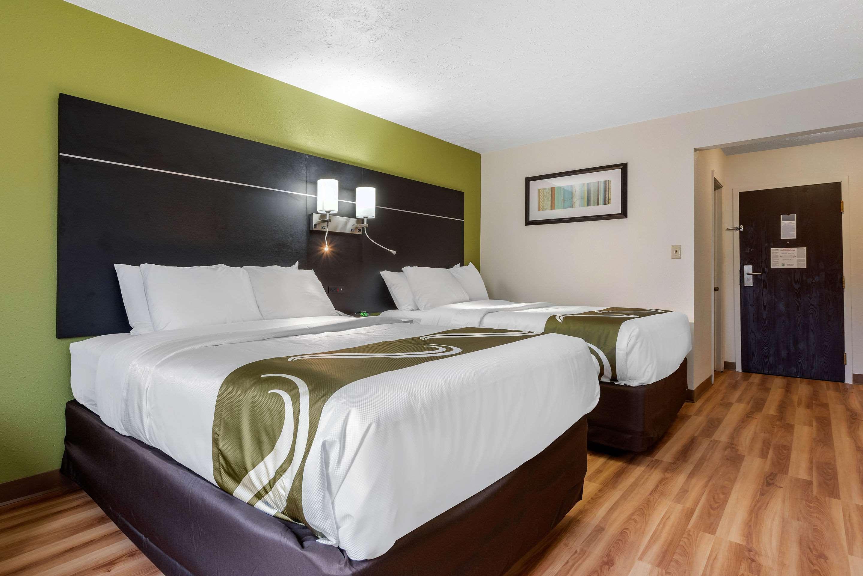 Quality Inn Coraopolis Экстерьер фото
