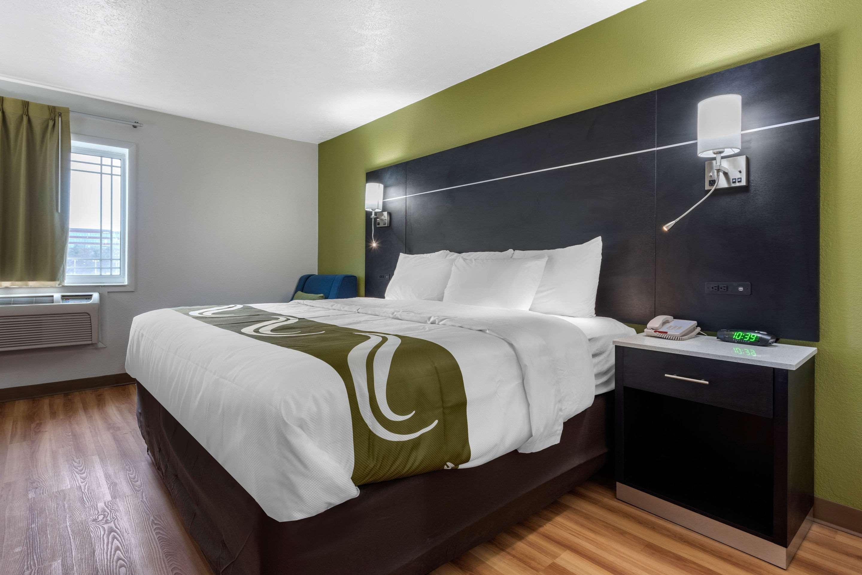 Quality Inn Coraopolis Экстерьер фото